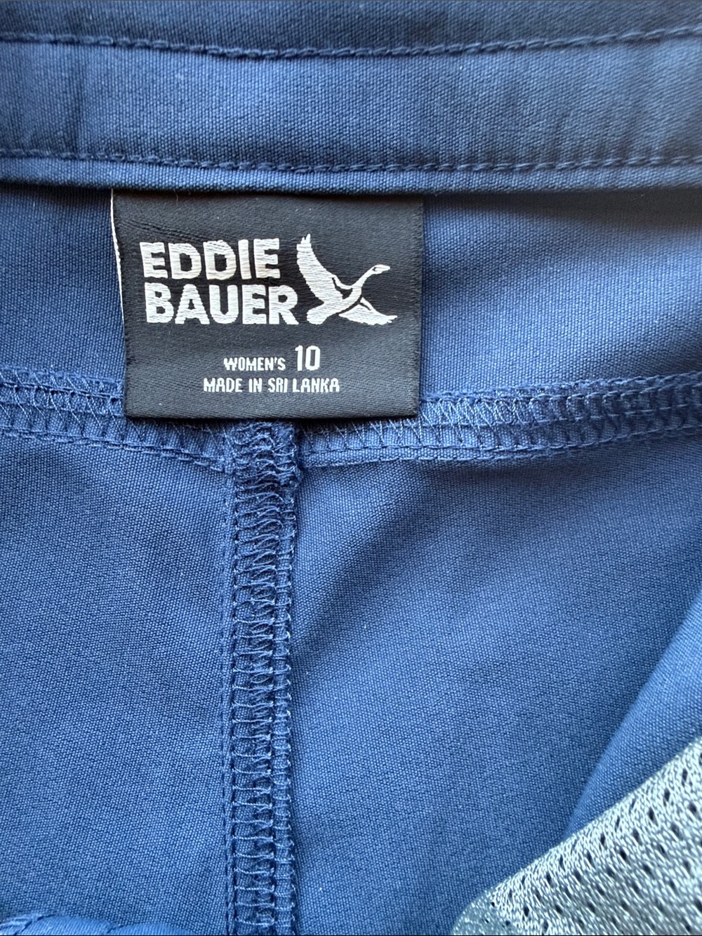Eddie Bauer Women's Indigo Ranier Shorts - Picture 4 of 7